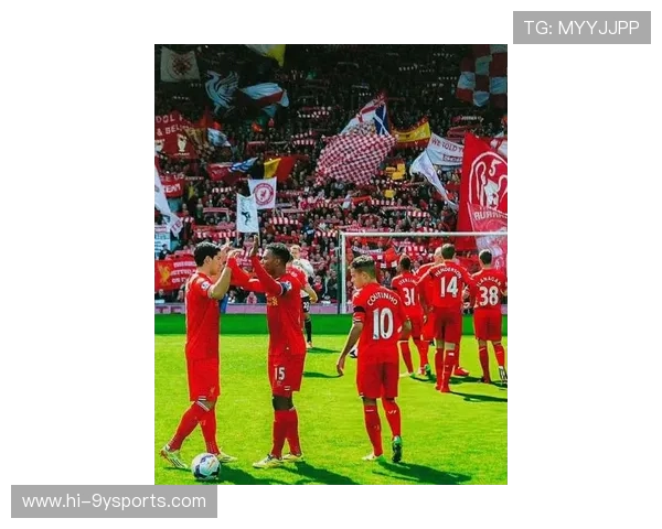 曼城逆转利物浦争夺英超榜首激战连连球迷热议